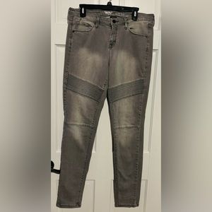 Unique women’s mossimo jeans